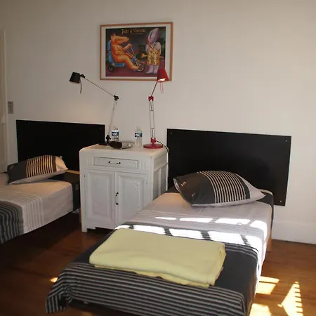 Le Charles IX Apartment Roussillon  Exterior photo